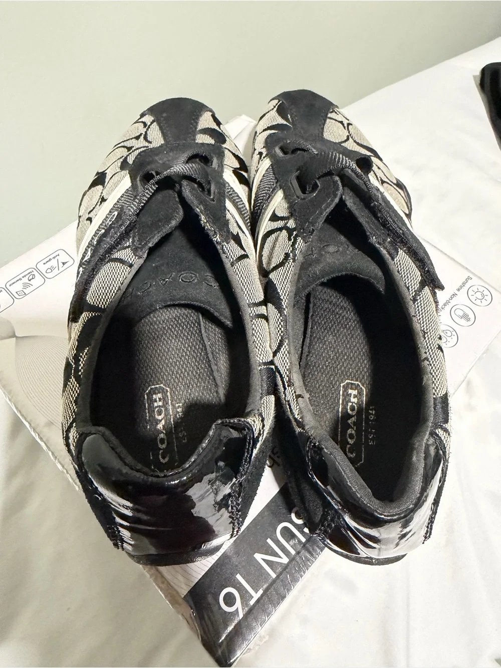 Coach kids sneakers
